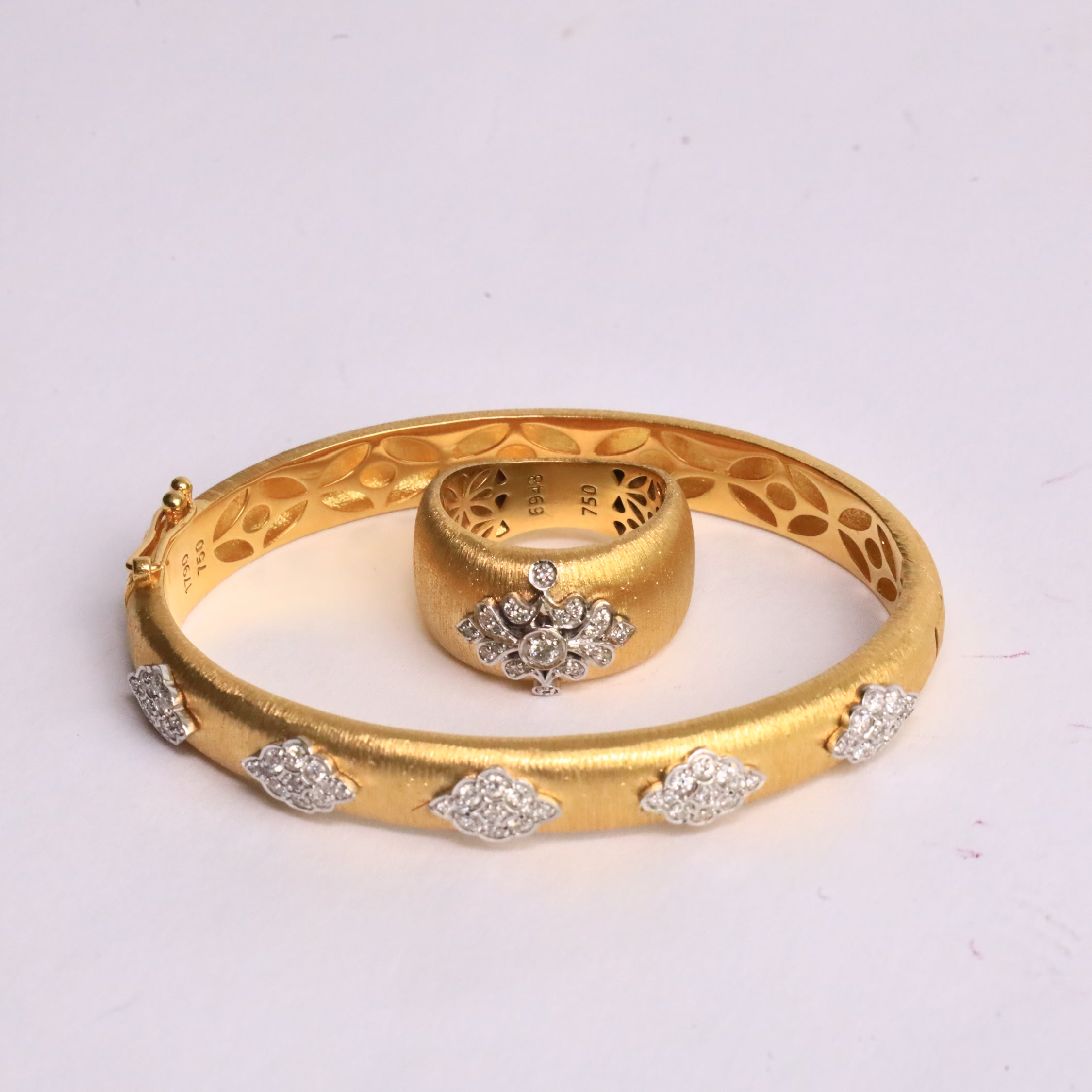Linea Satin Diamond Ring