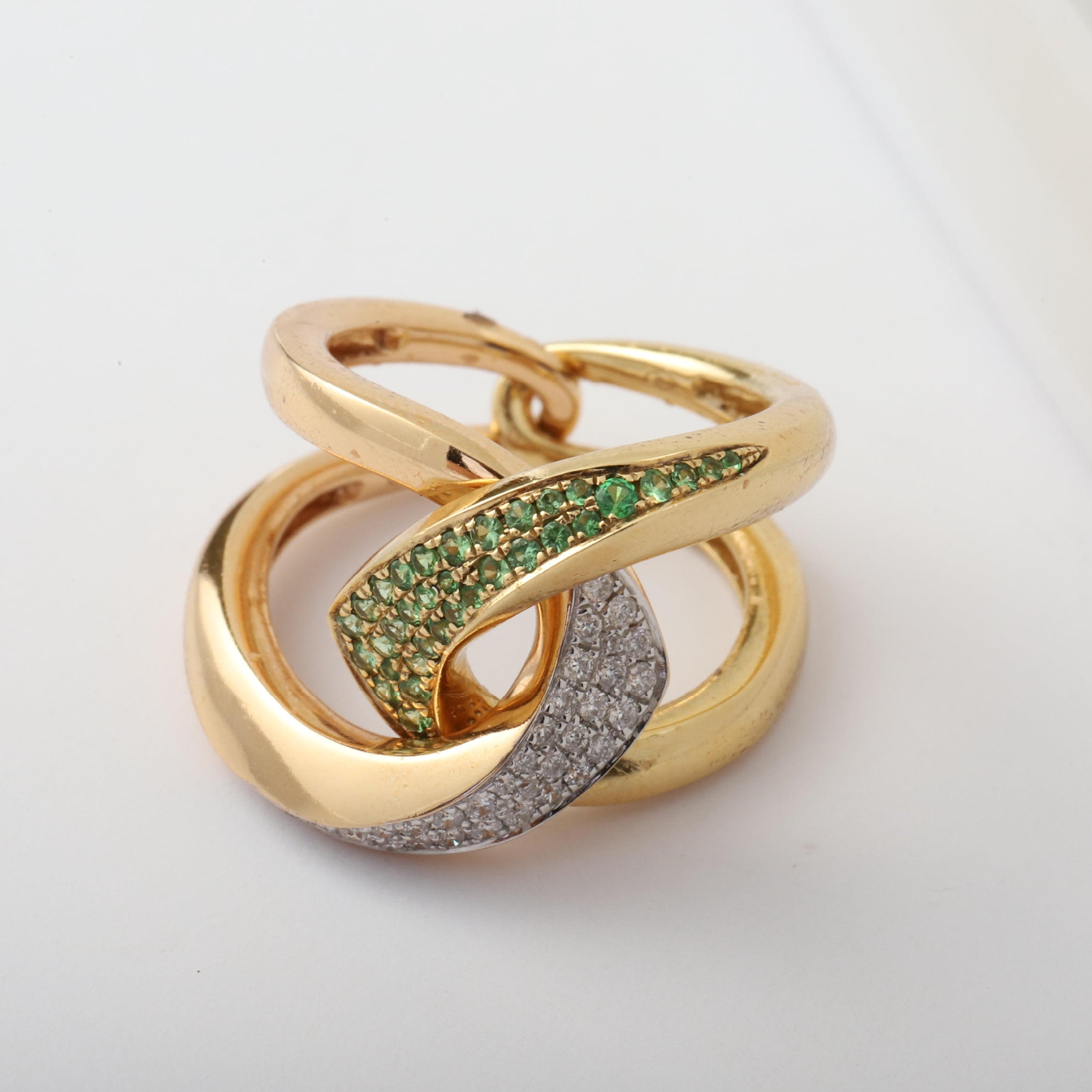 Crimson Knot Ruby Diamond Ring