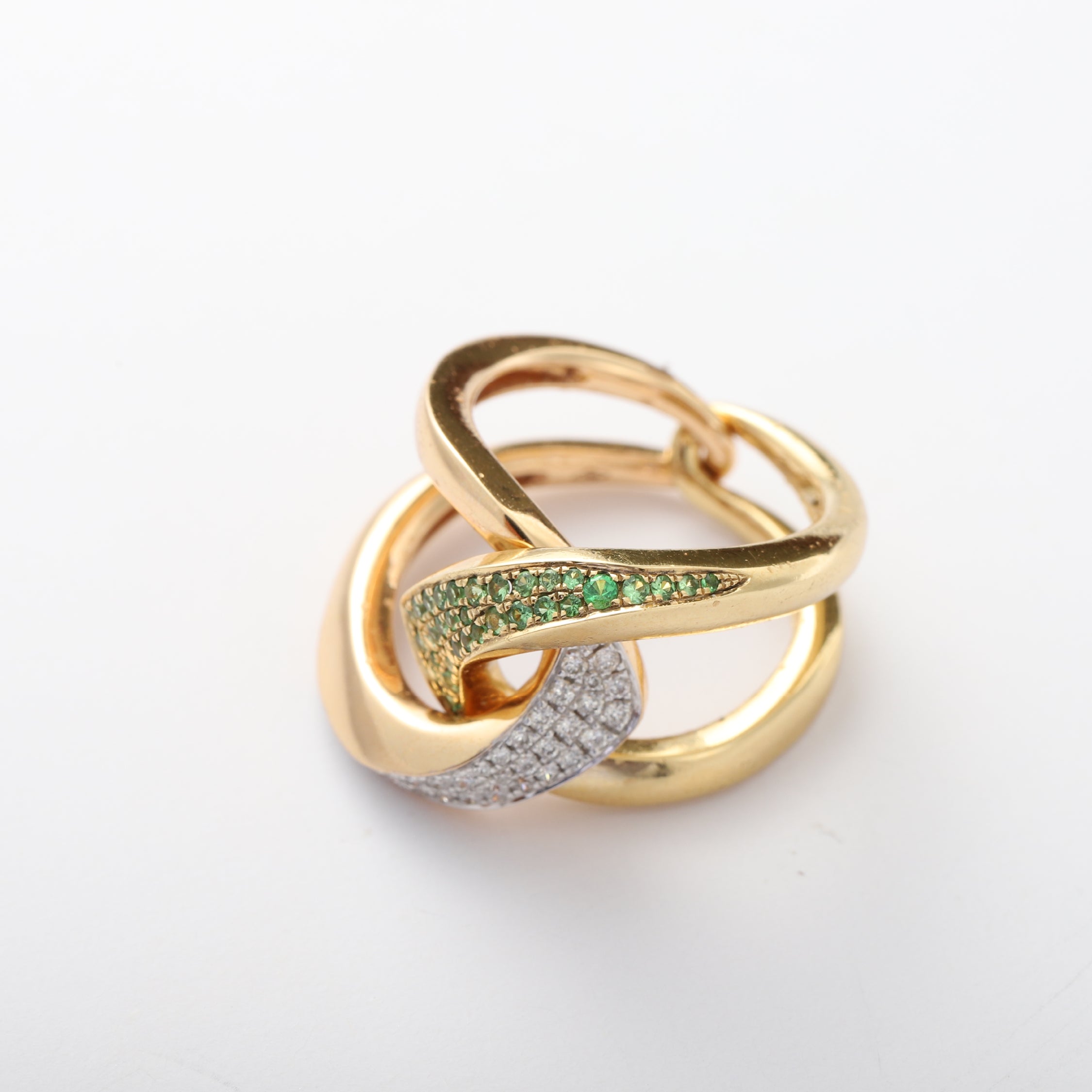 Crimson Knot Ruby Diamond Ring