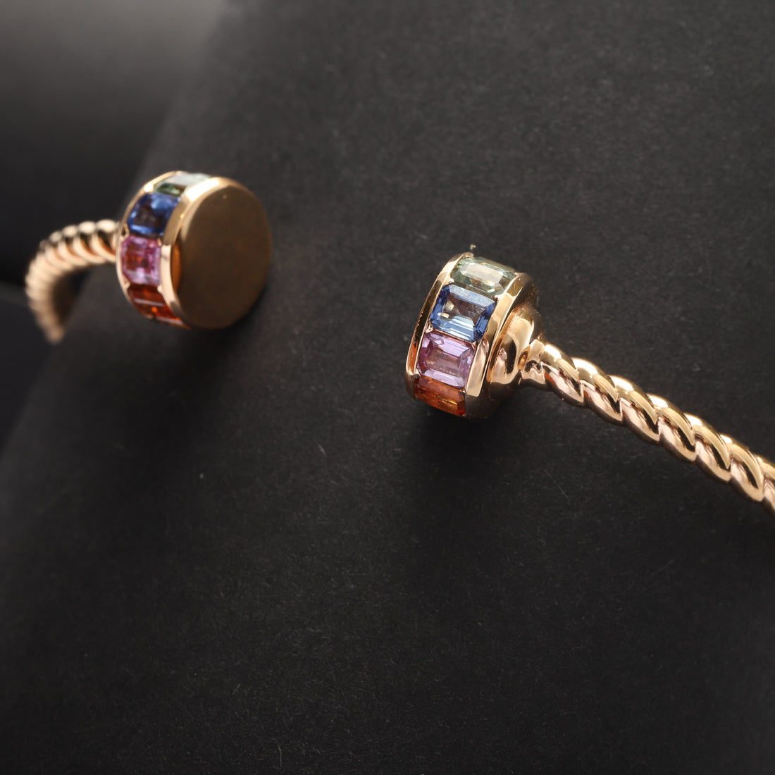 Viridia Twisted Sapphire Open Bangle