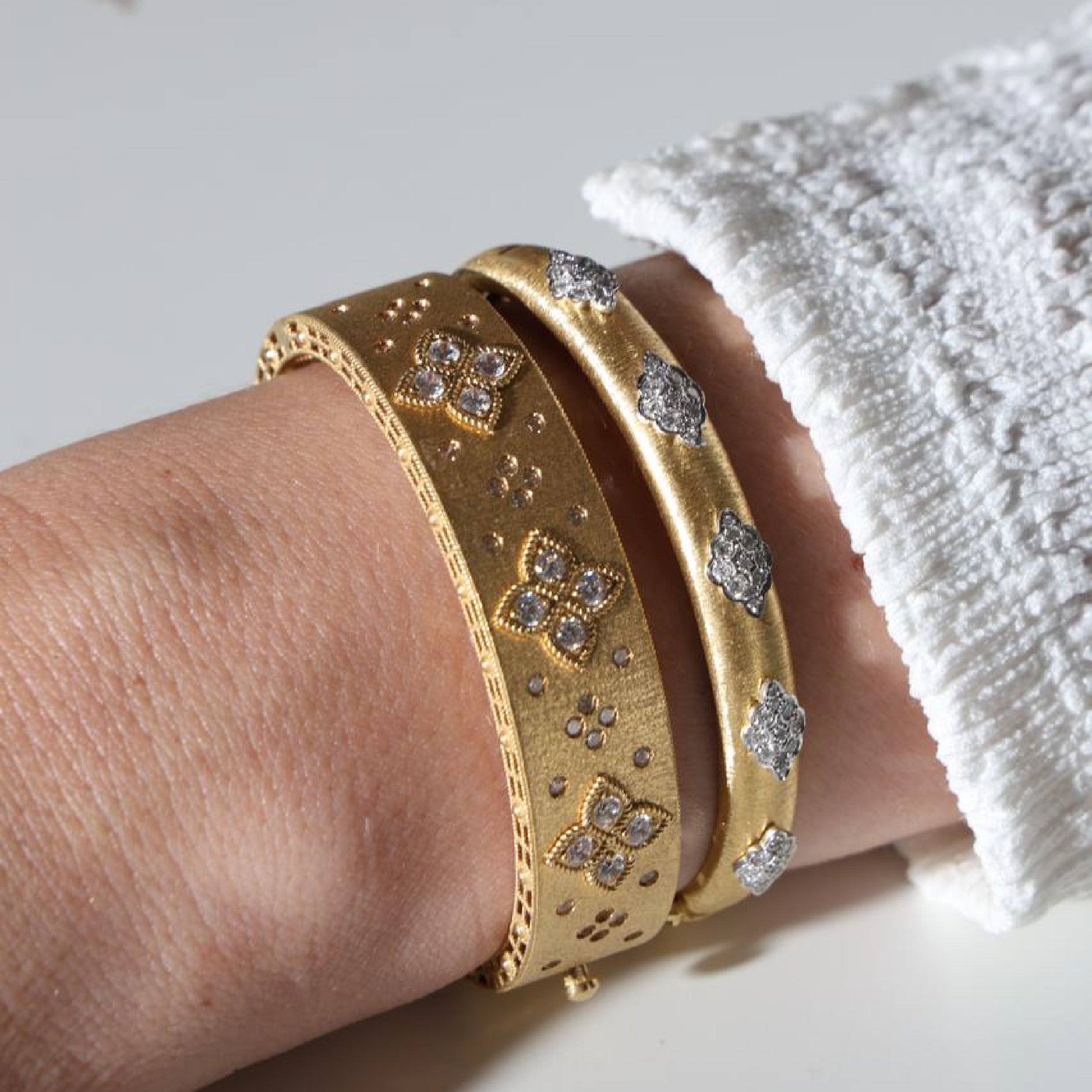 Linea Satin Diamond Gold Bangle