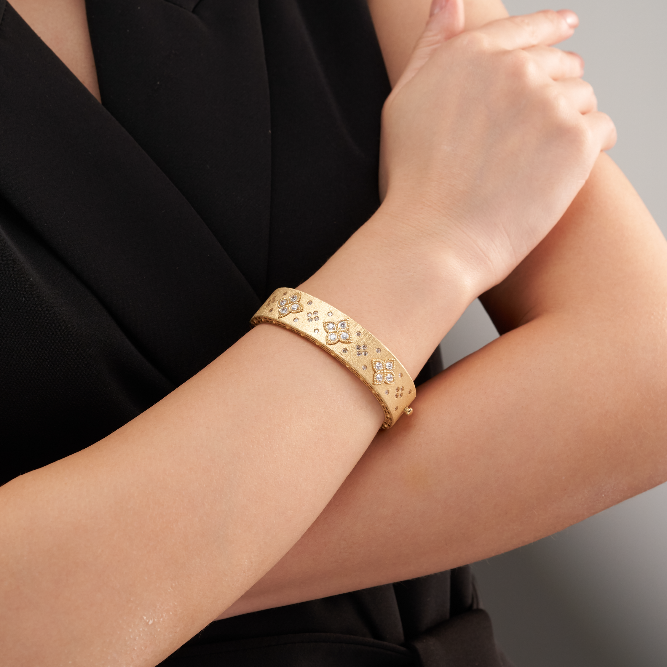 Regalia Zirconia Gold Statement Bangle