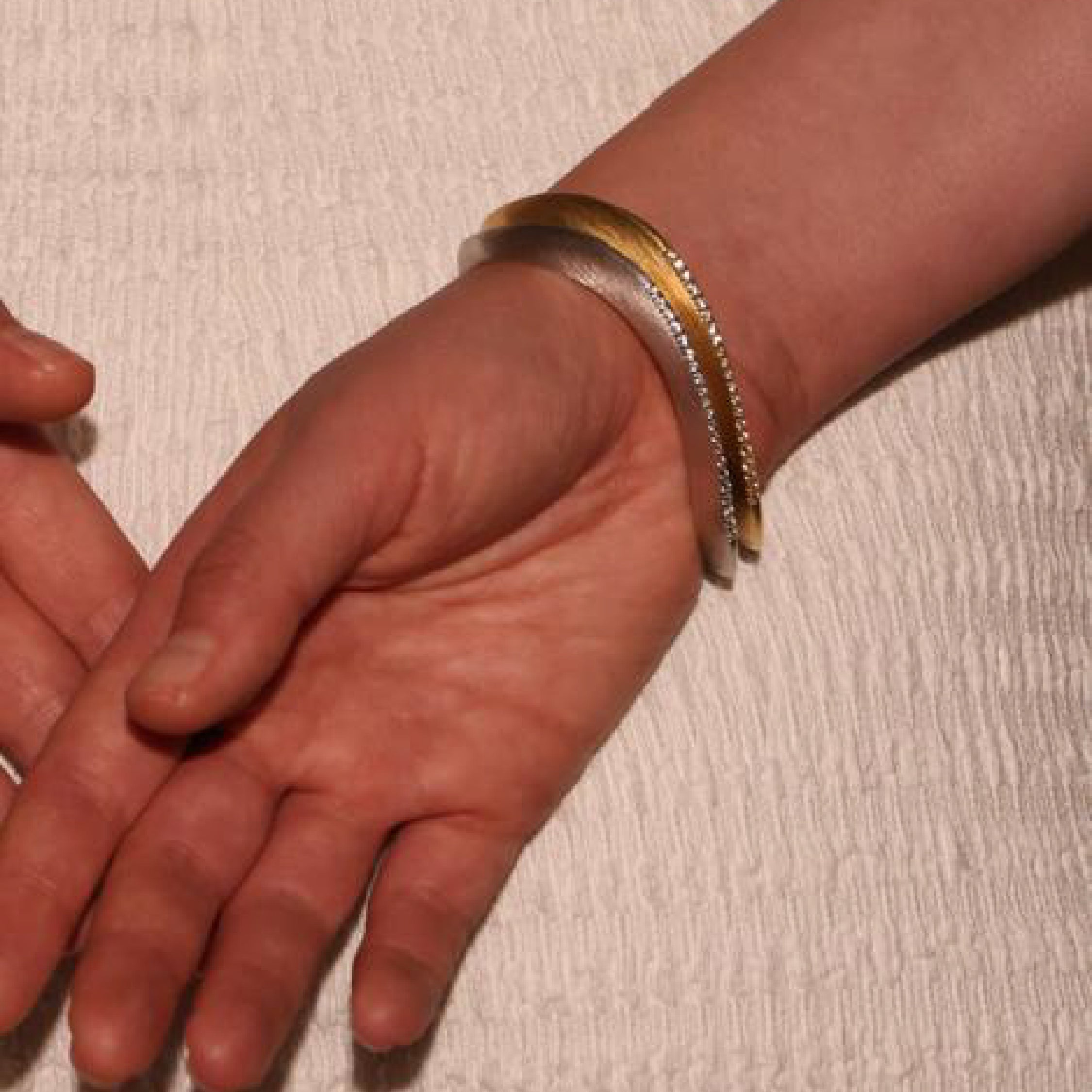 Textura Diamond Gold Bangle