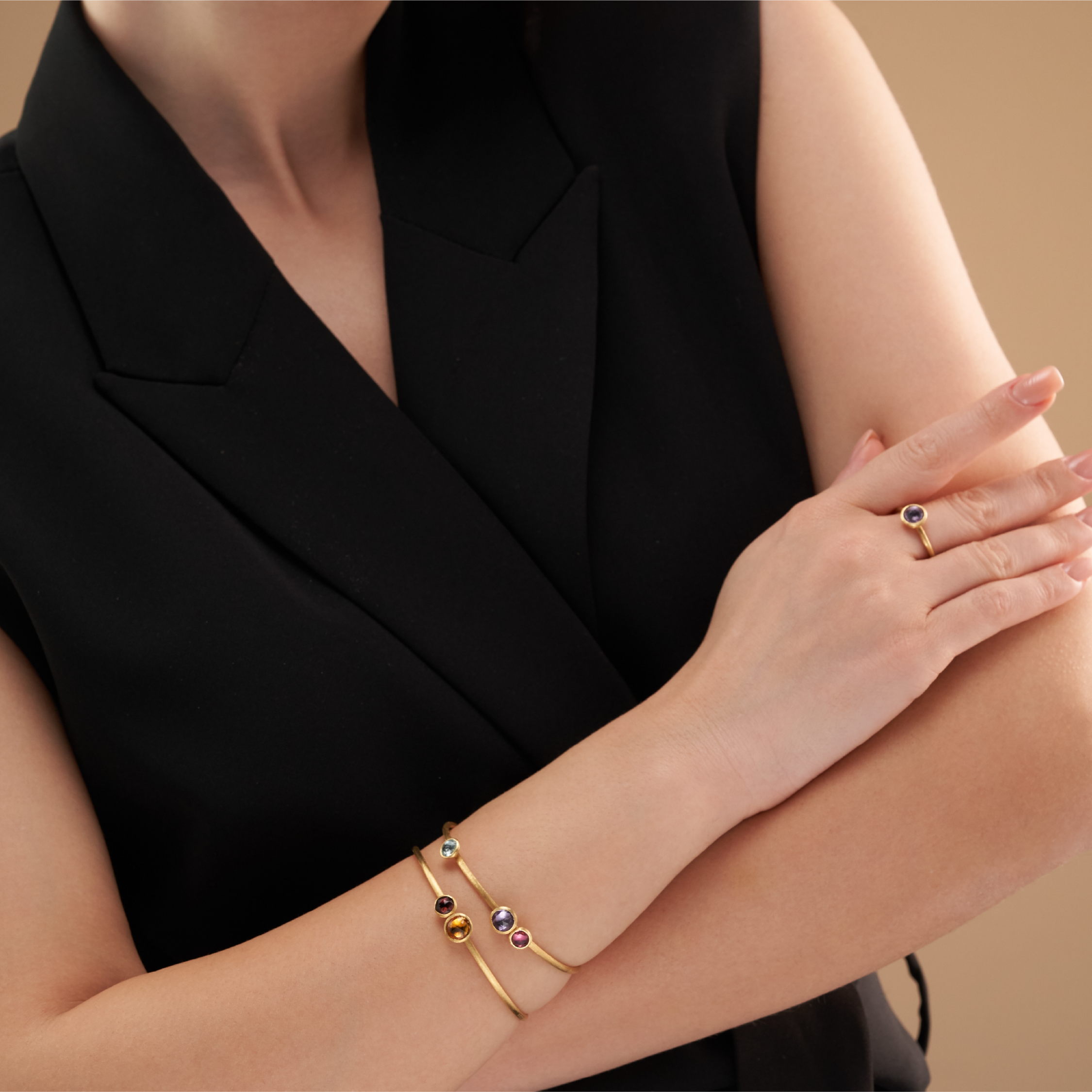 Veloura Gemstone Textured Gold Ring